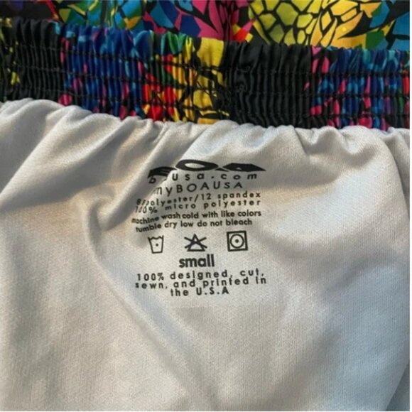 Boa USA Women's Pina Colada 1.5" Half Split Trainer Shorts - Picture 3 of 4